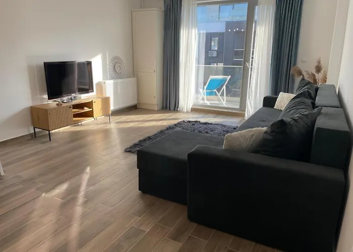 Sea View Promenade Apartment *